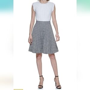 DKNY Women's Sleeveless Mix Media Fit & Flare Pleated Dress‎ Size 12 NWT